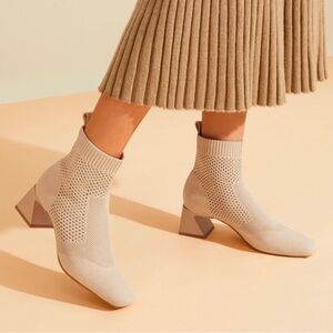 Elegant Beige Heeled Boots